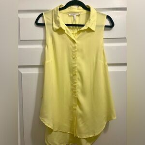 BCBGeneration Sleeveless Button-Down Top